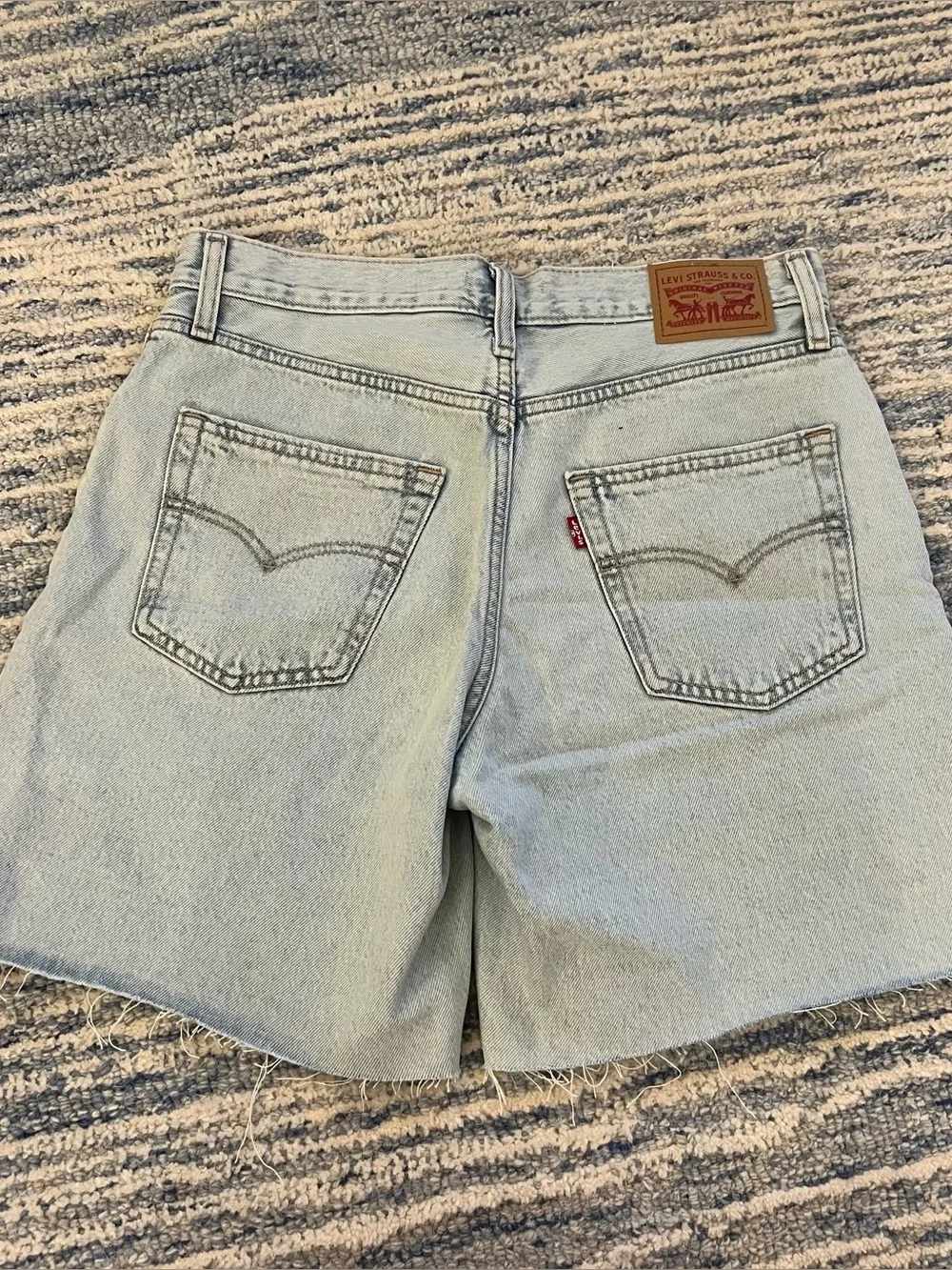 Levi’s ‘94 Baggy Denim Shorts 27